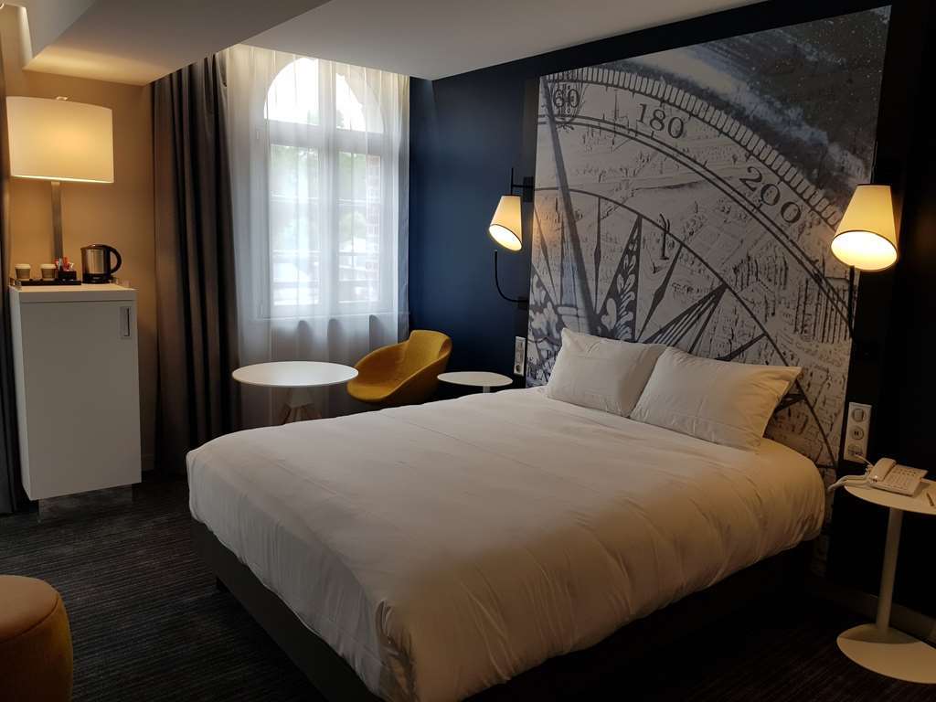 Mercure Beauvais Centre Cathedrale Экстерьер фото